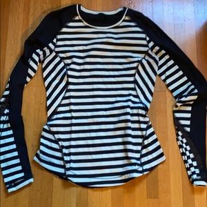 Long sleeve running top